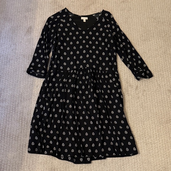 Garnet Hill Black Dress with Pockets - Picture 3 of 7